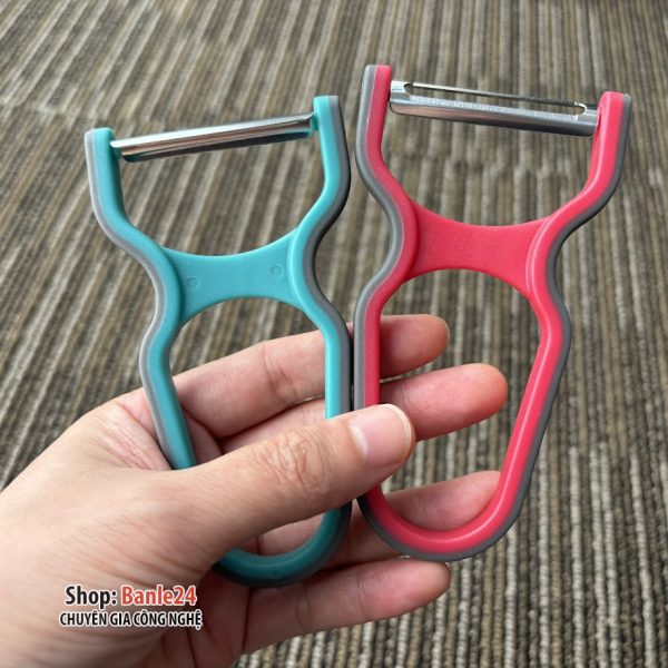 Dao gọt hoa quả xanh đỏ